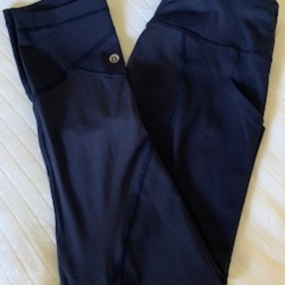 LULULEMON PACE RIVALS 22’ - Picture 5 of 5